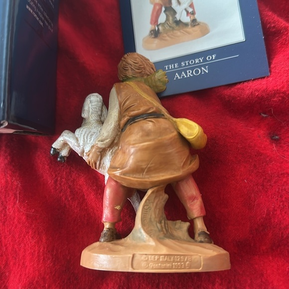 VINTAGE 90s Fontanini Nativity - Aaron Shepherd Figurine Holding Sheep 1993 - Picture 3 of 7